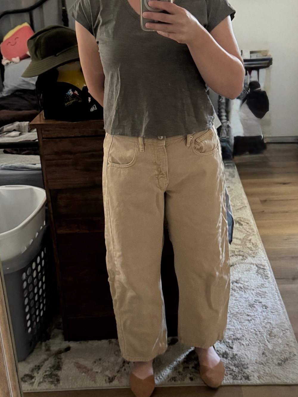 Forever 21 Beige Barrel Jeans
